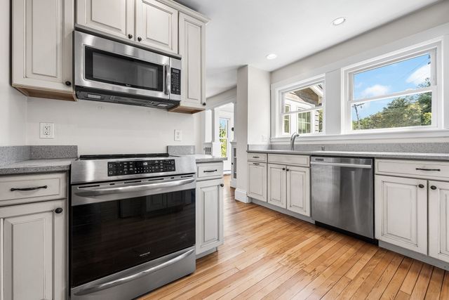 106 Paul Revere Rd, Arlington, MA 02476
