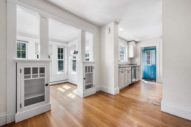 106 Paul Revere Rd, Arlington, MA 02476