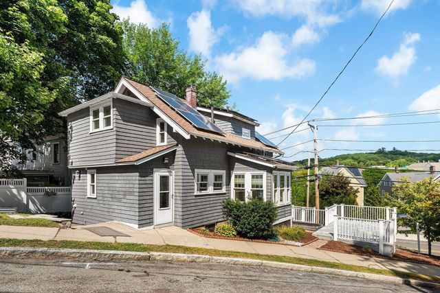 106 Paul Revere Rd, Arlington, MA 02476