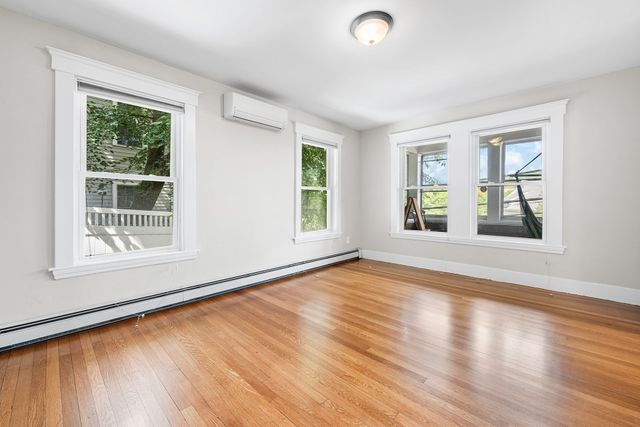 106 Paul Revere Rd, Arlington, MA 02476