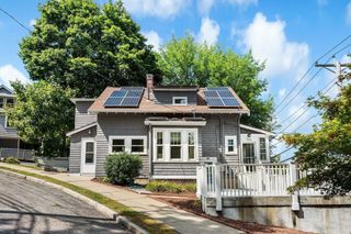 106 Paul Revere Rd, Arlington, MA 02476