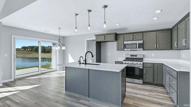 11099 Carob Thorn Trail, Roanoke, IN 46783