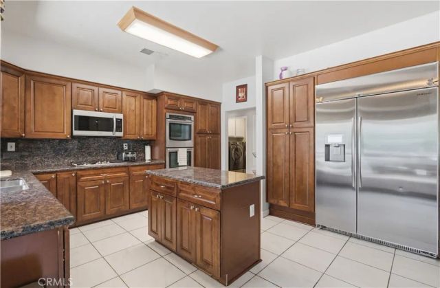 9734 Kentland, Chatsworth, CA 91311