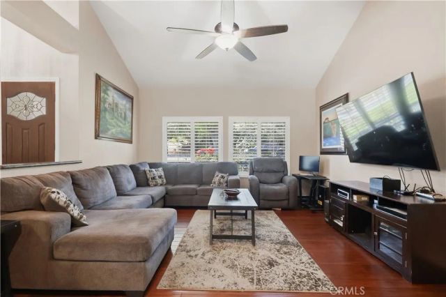 9734 Kentland, Chatsworth, CA 91311