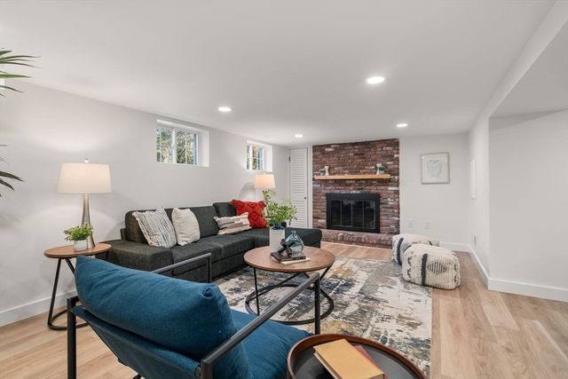 59 Tanbark Rd, Sudbury, MA 01776