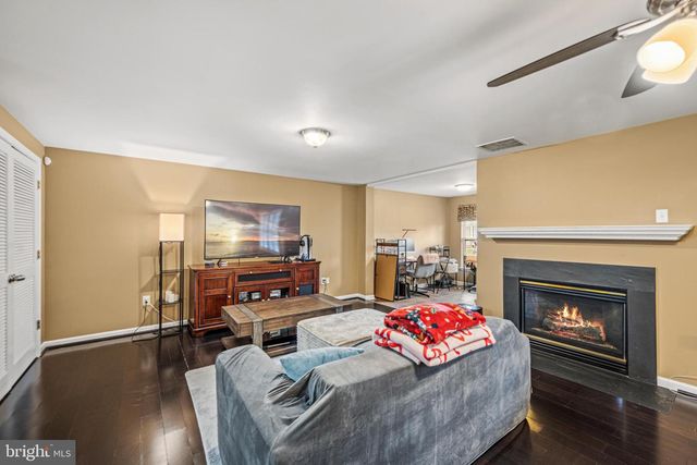 5905 IVY LEAGUE DR, Baltimore, MD 21228