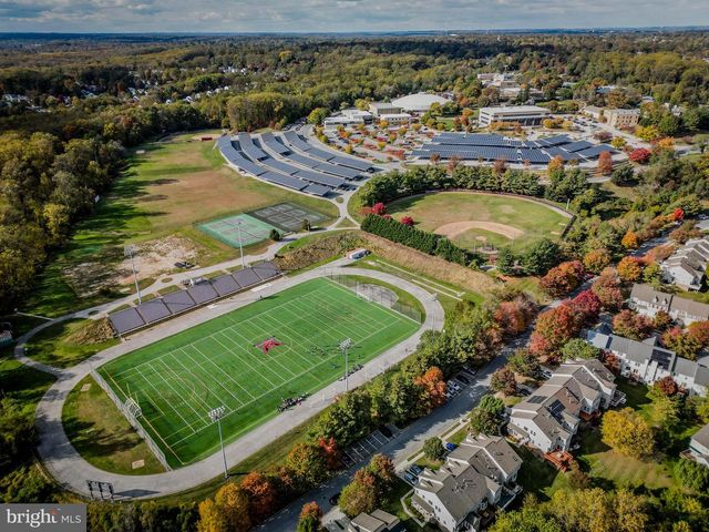 5905 IVY LEAGUE DR, Baltimore, MD 21228