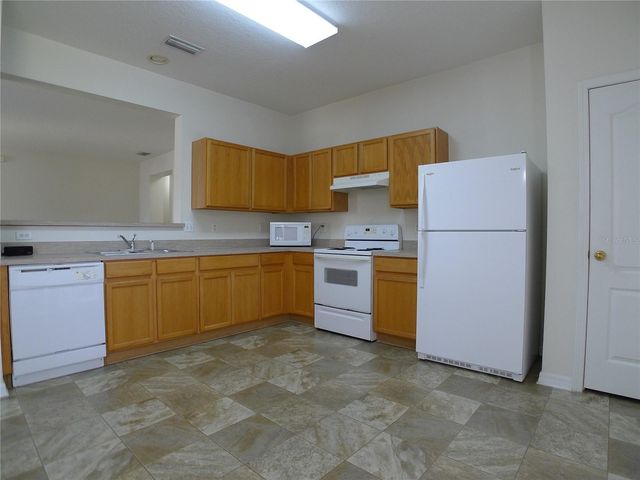 6829 LAKE EAGLEBROOKE DRIVE, Lakeland, FL 33813
