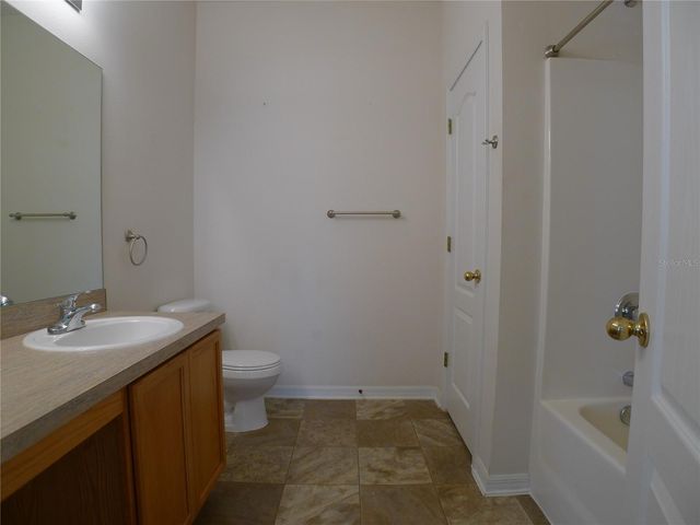 6829 LAKE EAGLEBROOKE DRIVE, Lakeland, FL 33813