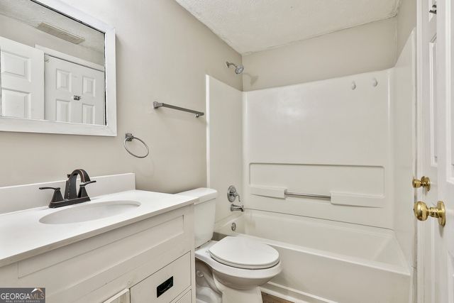 105 Hamilton Drive, Peachtree City, GA 30269