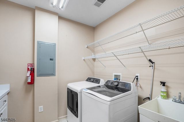 7104 Westover Way, Franklin Twp., NJ 08873