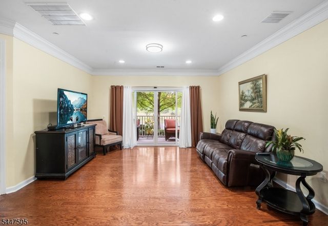7104 Westover Way, Franklin Twp., NJ 08873