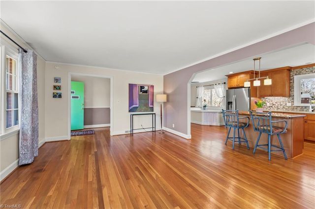 1633 Pembroke Avenue, Winston-salem, NC 27103