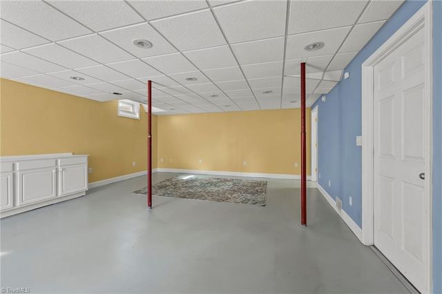 1633 Pembroke Avenue, Winston-salem, NC 27103