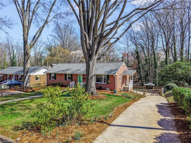 1633 Pembroke Avenue, Winston-salem, NC 27103