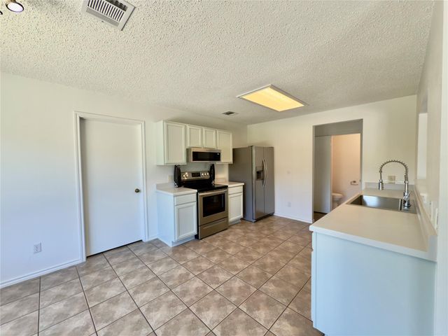 7817 Marble Ridge DR, Austin, TX 78747