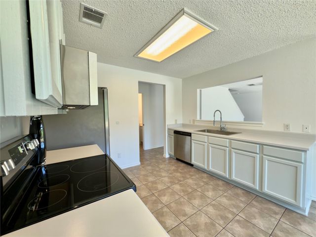 7817 Marble Ridge DR, Austin, TX 78747