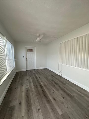 116 SE 9th Ct, Hallandale Beach, FL 33009