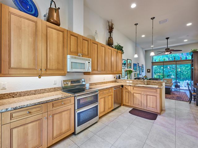 6955 Fabiano Circle, Boynton Beach, FL 33437