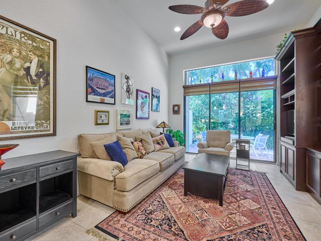 6955 Fabiano Circle, Boynton Beach, FL 33437