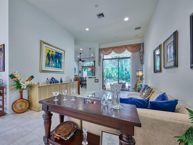 6955 Fabiano Circle, Boynton Beach, FL 33437