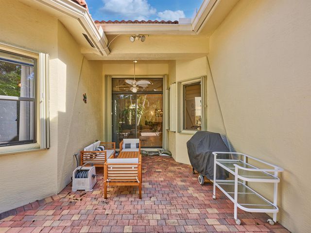 6955 Fabiano Circle, Boynton Beach, FL 33437