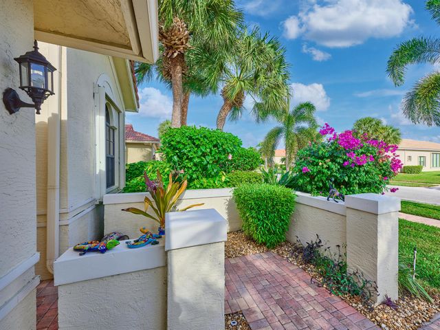 6955 Fabiano Circle, Boynton Beach, FL 33437