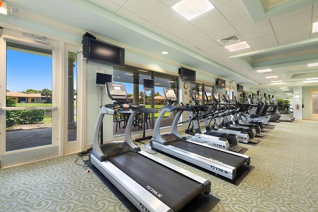 6955 Fabiano Circle, Boynton Beach, FL 33437