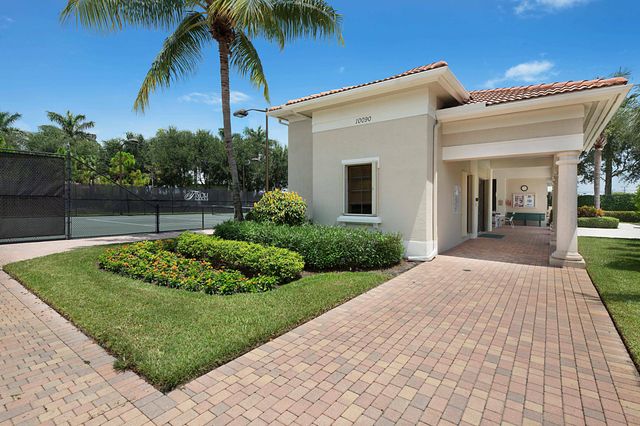 6955 Fabiano Circle, Boynton Beach, FL 33437