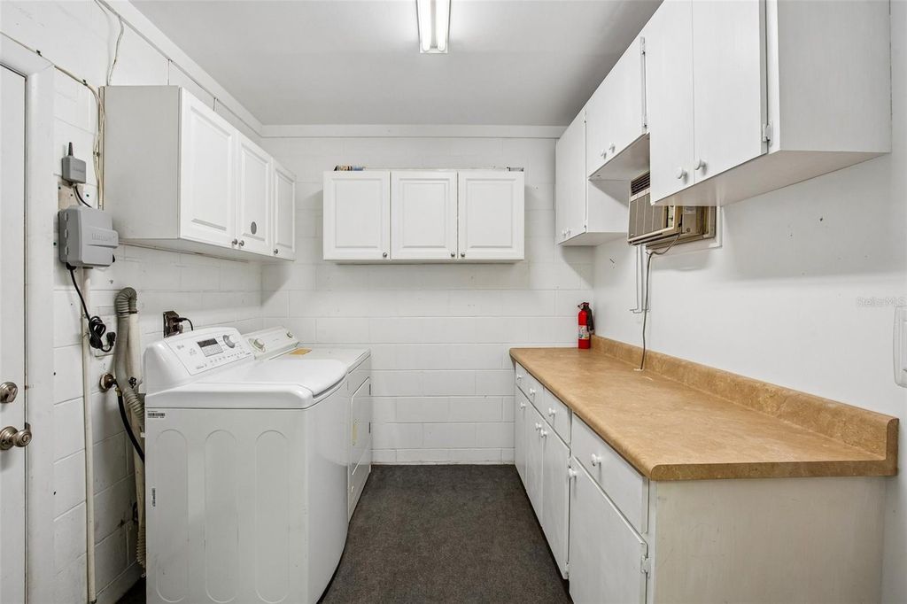 Image 21 of property listing at 6424 ELDORADO DRIVE, Tampa, FL 33615