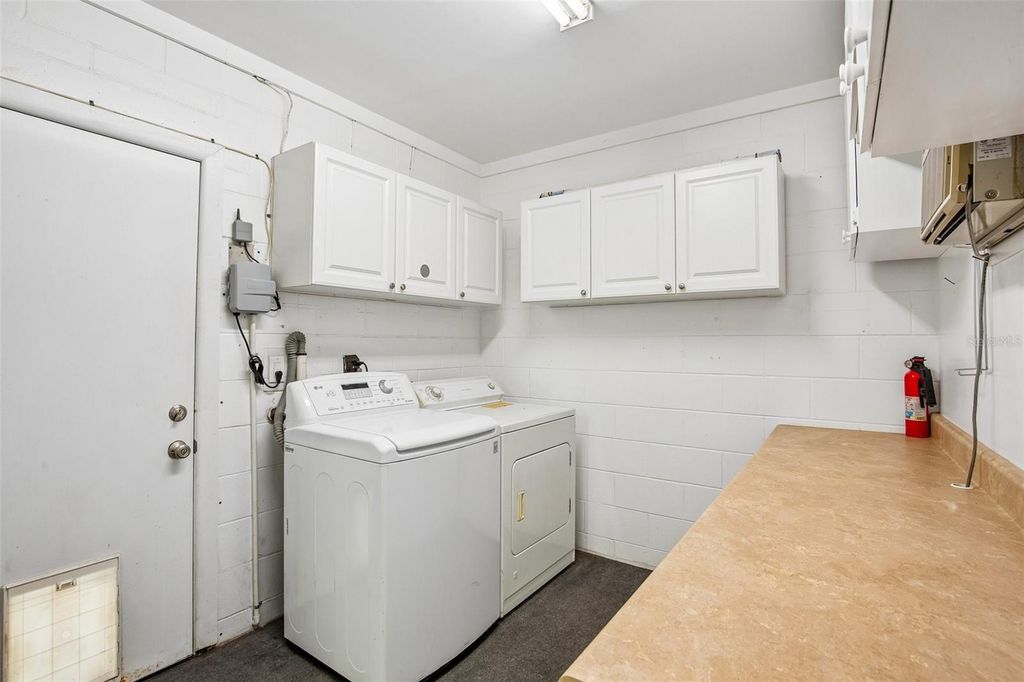 Image 22 of property listing at 6424 ELDORADO DRIVE, Tampa, FL 33615