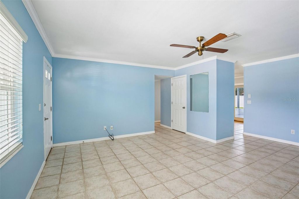 Image 9 of property listing at 6424 ELDORADO DRIVE, Tampa, FL 33615