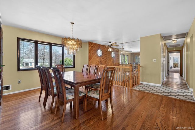 11 Kent Road, Airmont, NY 10952