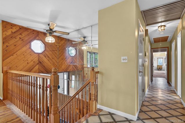 11 Kent Road, Airmont, NY 10952