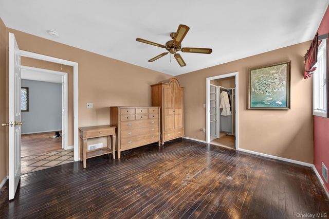 11 Kent Road, Airmont, NY 10952