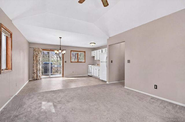 11 Kent Road, Airmont, NY 10952