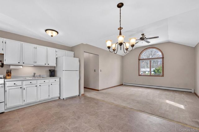 11 Kent Road, Airmont, NY 10952