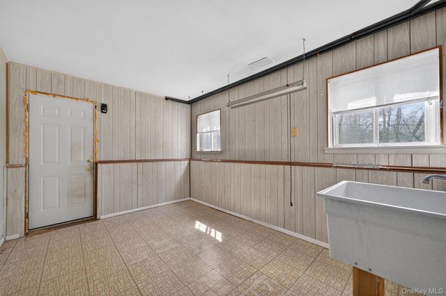 11 Kent Road, Airmont, NY 10952