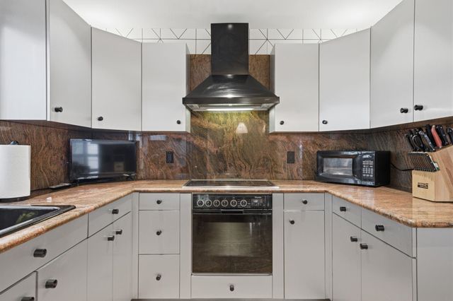 141 KENNEDY BLVD, Bayonne, NJ 07002