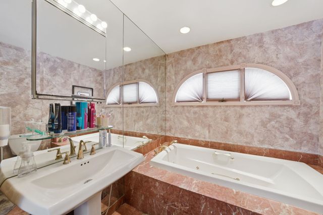 141 KENNEDY BLVD, Bayonne, NJ 07002