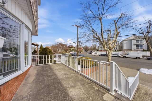 141 KENNEDY BLVD, Bayonne, NJ 07002