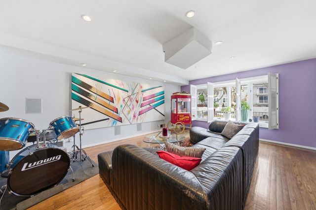 141 KENNEDY BLVD, Bayonne, NJ 07002