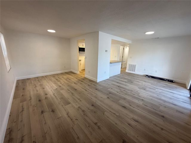 133 SABAL COURT B, Oldsmar, FL 34677