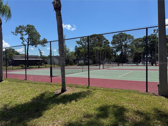 133 SABAL COURT B, Oldsmar, FL 34677