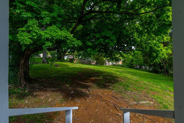 135 Lyons Drive, Frankfort, KY 40601
