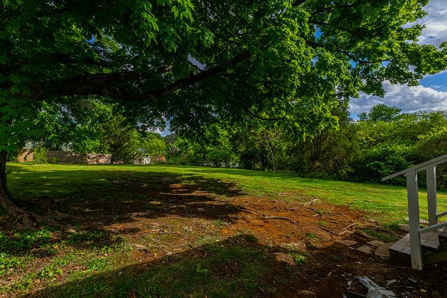135 Lyons Drive, Frankfort, KY 40601