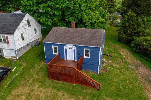 135 Lyons Drive, Frankfort, KY 40601