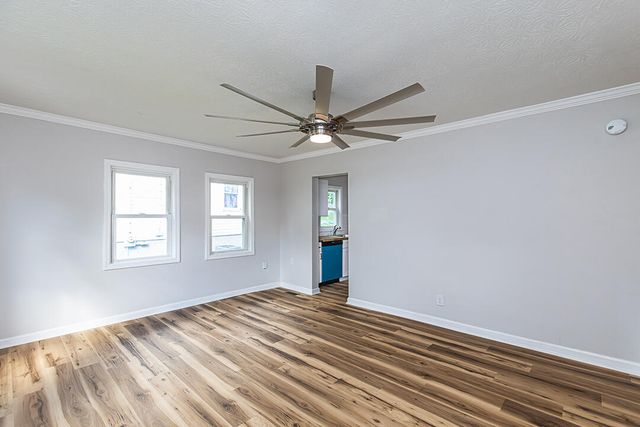 135 Lyons Drive, Frankfort, KY 40601