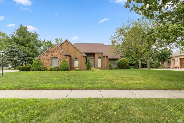 910 Foxbriar Lane, Goshen, IN 46526