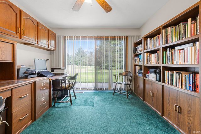 910 Foxbriar Lane, Goshen, IN 46526